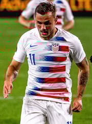 757px-USMNT_vs._Trinidad_and_Tobago_(48125025758)_(cropped)